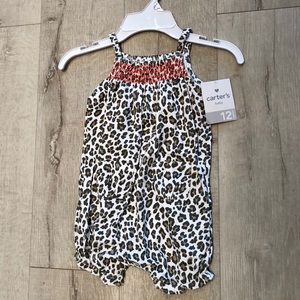 NWT Carter’s Animal Print 12mo Romper 🐆